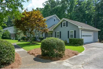 7610 Nesbit Ferry Road, Sandy Springs, GA 30350 - Photo 6