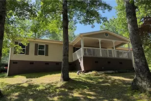 7911 Belton Bridge Rd, Lula, GA 30554 - Photo 4