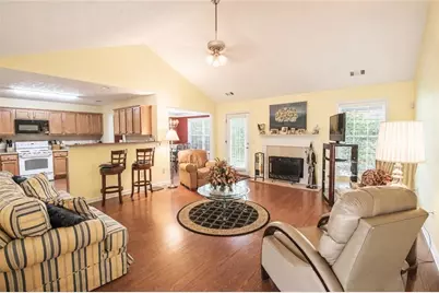 534 Triumph Way, Winder, GA 30680 - Photo 8