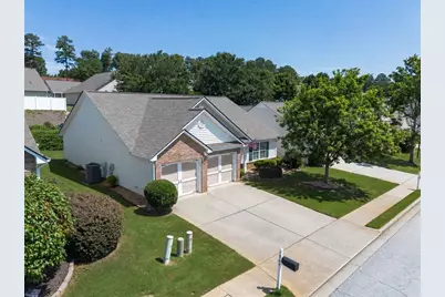 534 Triumph Way, Winder, GA 30680 - Photo 2