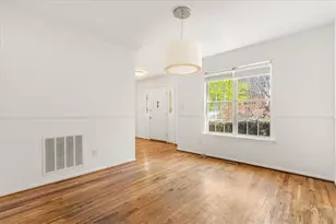 11190 Abbotts Station Dr, Johns Creek, GA 30097 - Photo 6