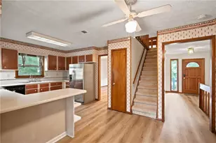 5168 Ashland Ct SW, Lilburn, GA 30047 - Photo 18