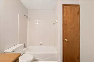 5168 Ashland Ct SW, Lilburn, GA 30047 - Photo 30