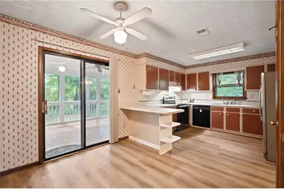 5168 Ashland Court SW, Lilburn, GA 30047 - Photo 12