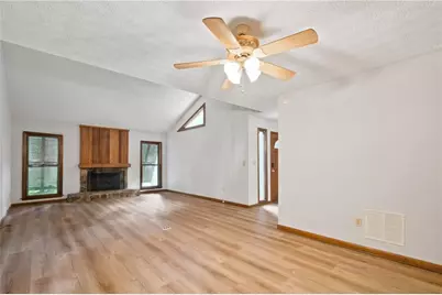 5168 Ashland Court SW, Lilburn, GA 30047 - Photo 4
