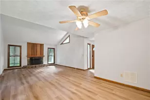 5168 Ashland Ct SW, Lilburn, GA 30047 - Photo 4