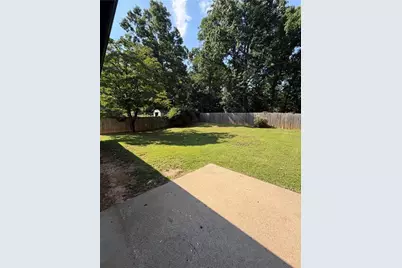 4635 Lois Drive, Buford, GA 30518 - Photo 12