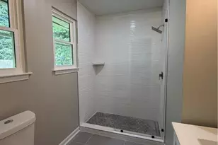 4635 Lois Dr, Buford, GA 30518 - Photo 10