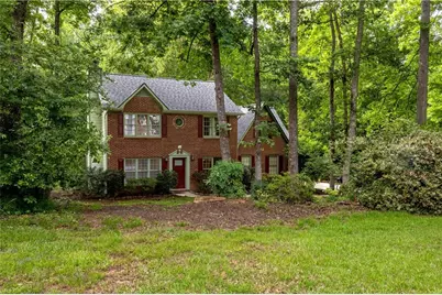 140 Windsor Drive, Fayetteville, GA 30215 - Photo 2