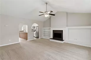 6531 Gina Agha Cir, Lithonia, GA 30038 - Photo 4
