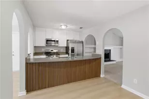 6531 Gina Agha Cir, Lithonia, GA 30038 - Photo 6