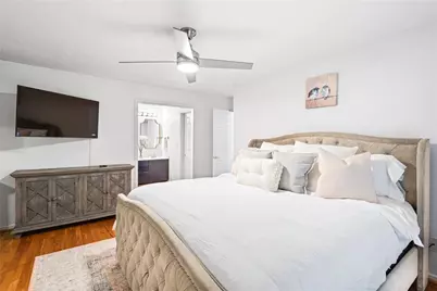 24 Saint Claire Lane NE, Atlanta, GA 30324 - Photo 14