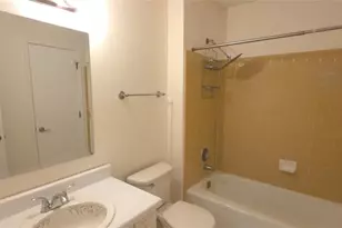 190 Barrington Dr Dr E, Roswell, GA 30076 - Photo 12