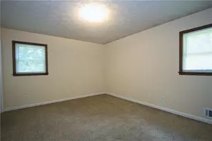 1237 Country Ln Dr NE, Conyers, GA 30012 - Photo 10