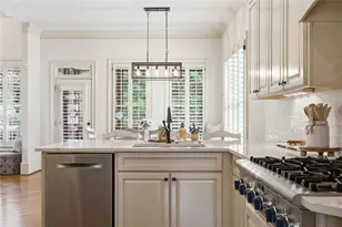 3420 Camellia Ln, Suwanee, GA 30024 - Photo 12