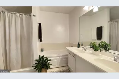 4221 Riverlake Way, Snellville, GA 30039 - Photo 20