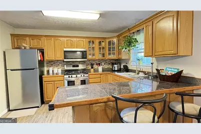 4221 Riverlake Way, Snellville, GA 30039 - Photo 12