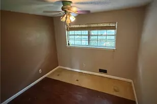 4701 Flat Shoals Rd, Union City, GA 30291 - Photo 14