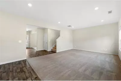 422 Auburn Crossing Drive, Auburn, GA 30011 - Photo 6