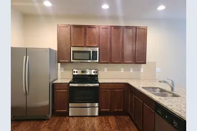 196 Highland Pointe Circle E, Dawsonville, GA 30534 - Photo 2