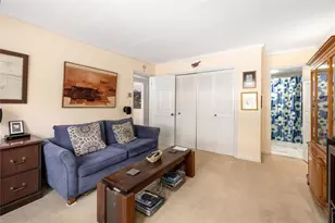 1105 Clairemont Ave, Decatur, GA 30030 - Photo 6