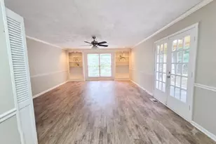 1026 Casa Dr, Clarkston, GA 30021 - Photo 8