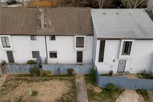 273 Country Club Dr, Jonesboro, GA 30238 - Photo 1