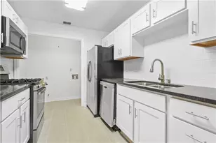 901 Gettysburg Pl, Atlanta, GA 30350 - Photo 1