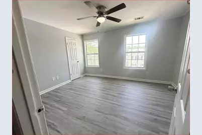 1021 Thornwoode Lane, Stone Mountain, GA 30083 - Photo 6