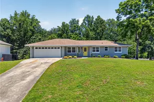 61 Hidden Ct SE, Mableton, GA 30126 - Photo 2