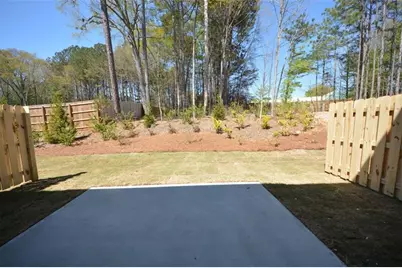 1147 Lucan Lane, Lawrenceville, GA 30043 - Photo 16