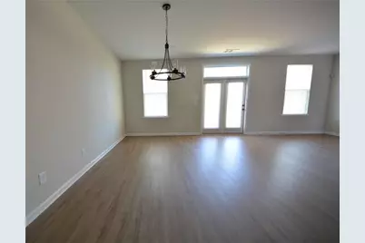 1147 Lucan Lane, Lawrenceville, GA 30043 - Photo 12