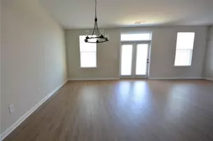 1147 Lucan Ln, Lawrenceville, GA 30043 - Photo 12