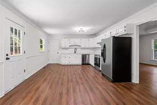 300 Fairway Dr, Athens, GA 30607 - Photo 14
