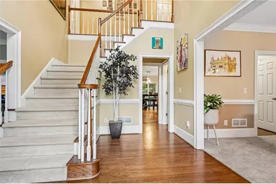 3302 Greencastle Chase NE, Marietta, GA 30062 - Photo 2