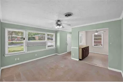 818 Sherwood Circle, Forest Park, GA 30297 - Photo 2
