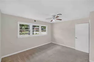 818 Sherwood Cir, Forest Park, GA 30297 - Photo 4