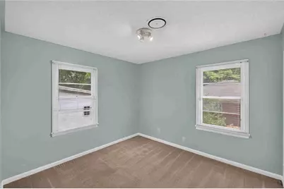 818 Sherwood Circle, Forest Park, GA 30297 - Photo 6