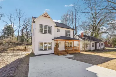 1620 SW Derry Avenue SW, Atlanta, GA 30310 - Photo 2