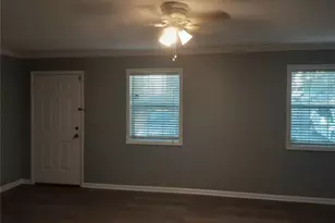 6900 Roswell Rd, Sandy Springs, GA 30328 - Photo 14
