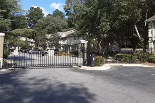 6900 Roswell Rd, Sandy Springs, GA 30328 - Photo 8