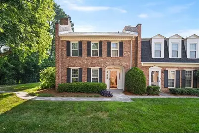 9 Kings Tavern Place NW, Atlanta, GA 30318 - Photo 2