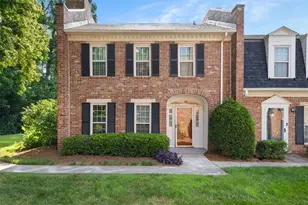 9 Kings Tavern Pl NW, Atlanta, GA 30318 - Photo 1