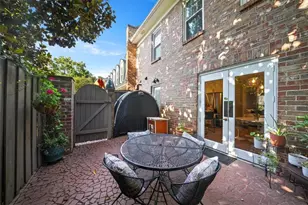 9 Kings Tavern Pl NW, Atlanta, GA 30318 - Photo 22