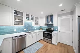 9 Kings Tavern Pl NW, Atlanta, GA 30318 - Photo 16