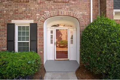9 Kings Tavern Place NW, Atlanta, GA 30318 - Photo 4