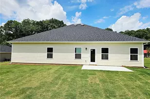 313 Angela Ave, Bowdon, GA 30108 - Photo 16