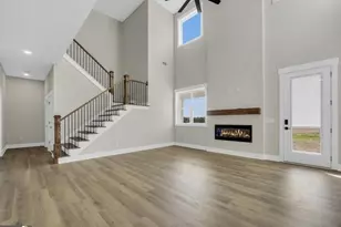 546 Harbour Shores, Jackson, GA 30233 - Photo 4