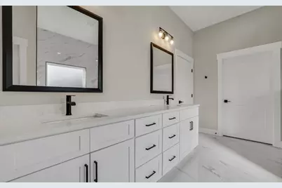 546 Harbour Shores, Jackson, GA 30233 - Photo 12