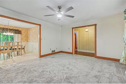 3642 Rainbow Circle SW, Snellville, GA 30039 - Photo 12